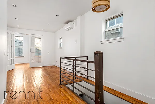 Rented by Rennit Inc. | media 29