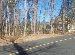 644 Chelsea Dr, Sanford, NC 27332