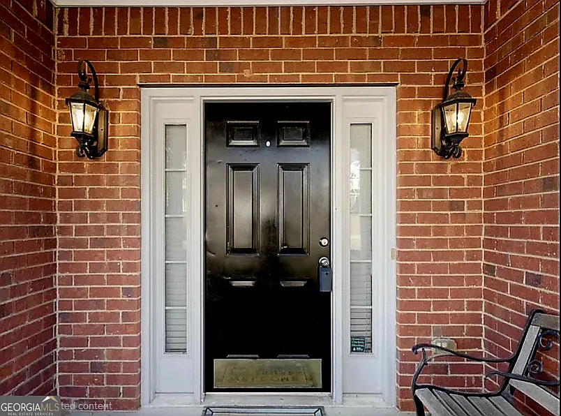 Photo 2 of 38 - 564 Edgefield Way - Macon, GA Building Photo - 564 Edgefield Way