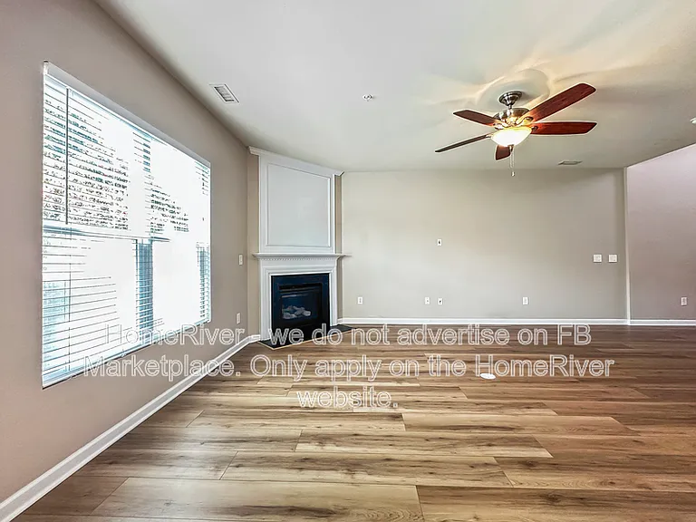 8104 Yaxley Hall Dr — Photo 5
