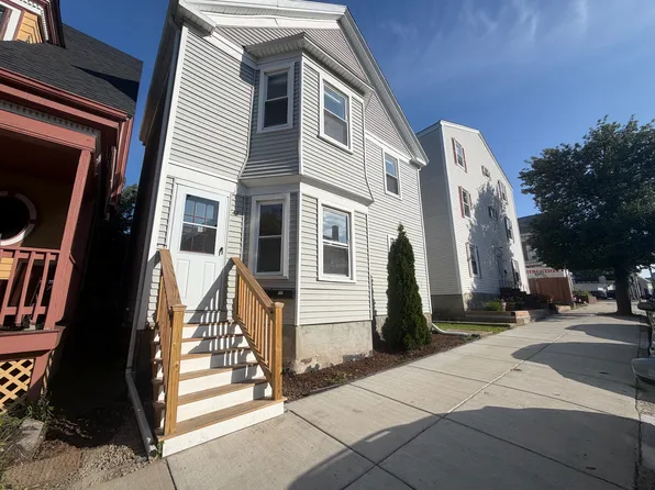 42 1/2 Cabot St #1, Beverly, MA 01915