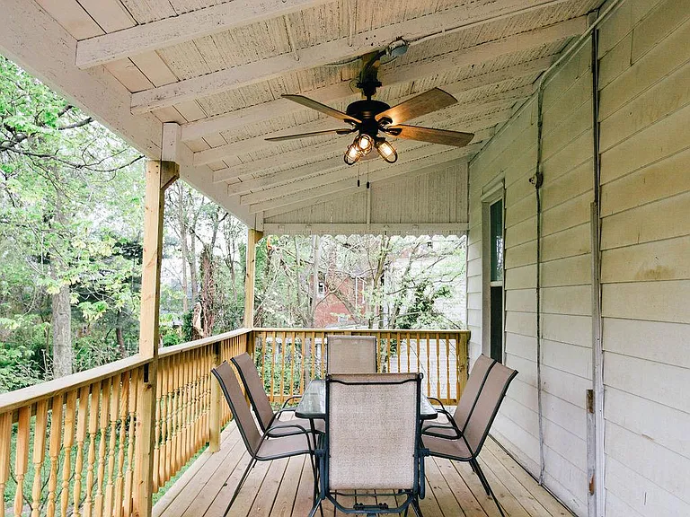 1324 Highland Ave #1 — Photo 44