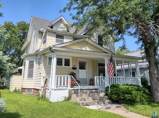 411 E 1st Ave, Miller, SD 57362