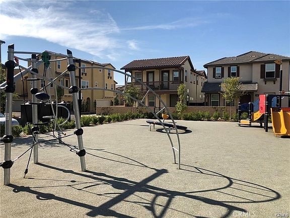 3rd image of 2029 Tracy Ln