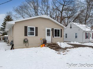 3725 Milan Ave SW, Wyoming, MI 49509