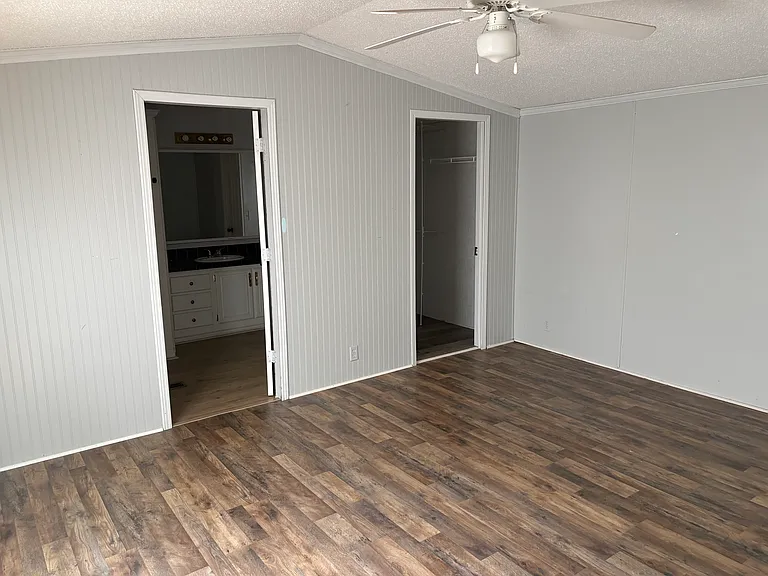 35 Kingswood Lake Ln — Photo 7