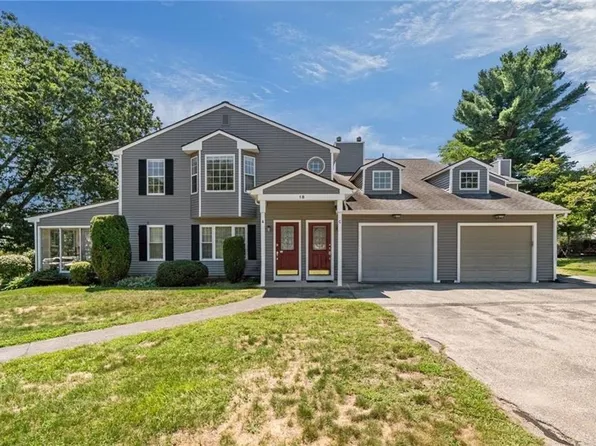 18 Pond Ct #C, North Providence, RI 02904