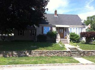 21 Lookout Ave, Cranston, RI 02920