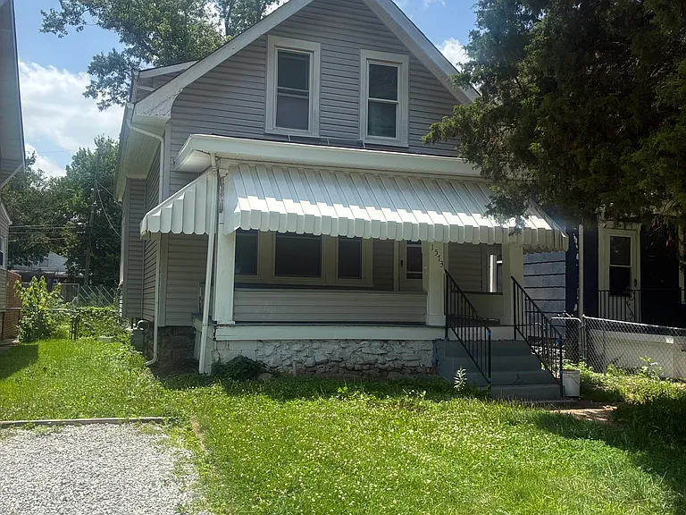 1573 Aberdeen Ave — Photo 6