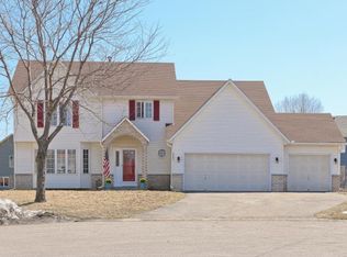 9863 77th Street Ct S, Cottage Grove, MN 55016