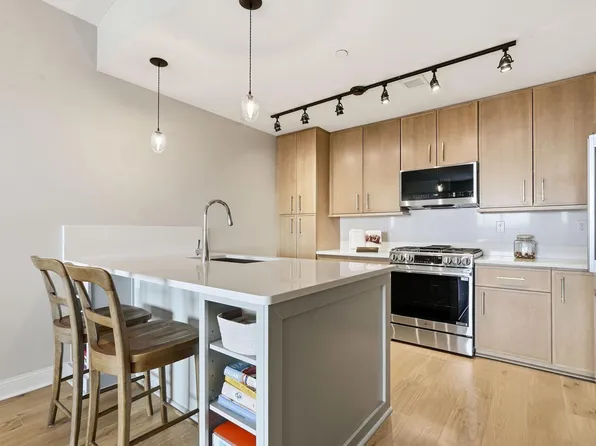 100 3rd Ave S Unit 2801, Minneapolis, MN 55401