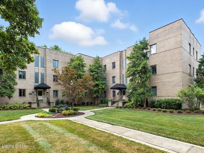 2126 Village Dr APT 11, Louisville, KY, 40205