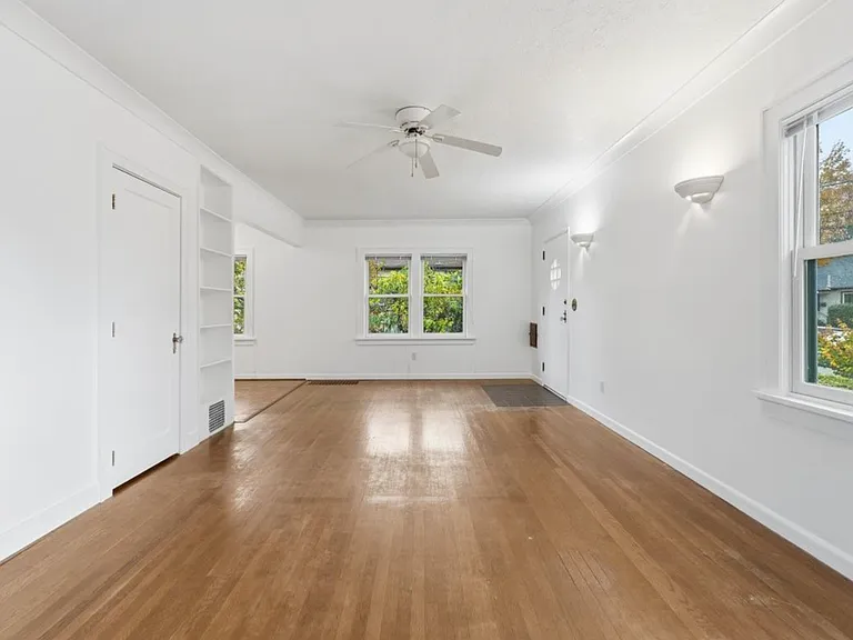 4005 SE Boise St — Photo 16