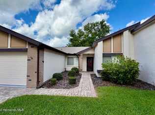 7291 Loch Ness Ct, Weeki Wachee, FL 34613