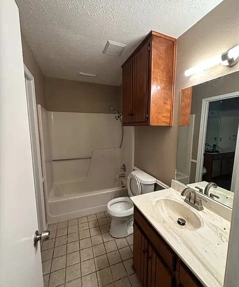 5907 Fordham Dr — Photo 6