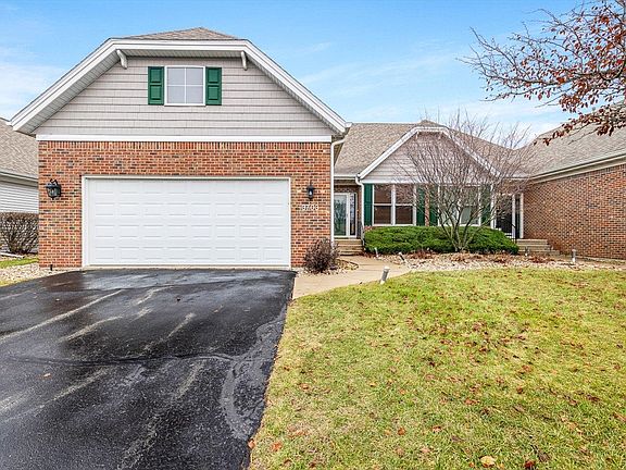2nd image of 3703 Lakeview Dr