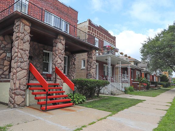 2nd image of 4935 W Henderson St