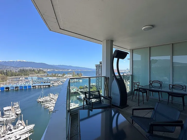1777 Bayshore Dr #Penthouse 4 — Photo 34
