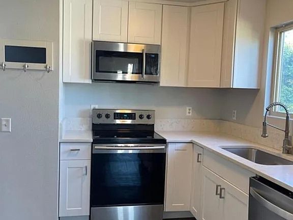 3rd image of 540 65th St Unit 205