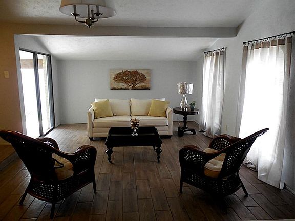 5th image of 3019 Meadowview Dr