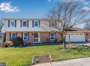 112 Deerfield Rd, Camp Hill, PA 17011