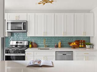 243 McDonald Ave APT 6J, Brooklyn, NY 11218