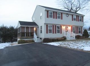 25 Hillcrest Ave, Haverhill, MA 01832