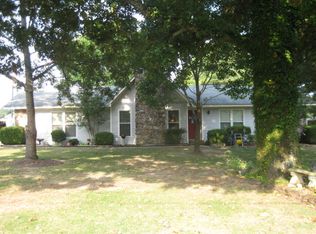 142 Hemlock Rd, Batesville, MS 38606
