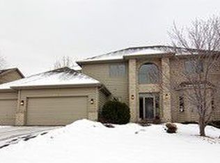 18025 Dakota Cir, Eden Prairie, MN 55347