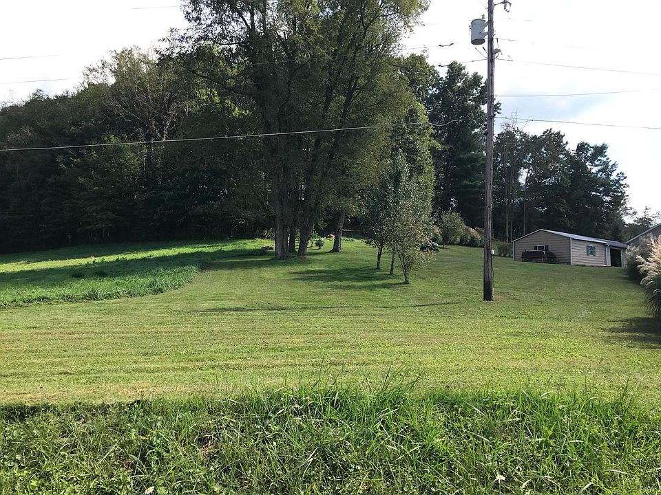 2nd image of 4898 Sewell Creek Rd