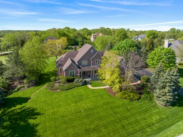 614 Birch Hollow Dr, Antioch, IL 60002