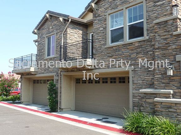 2nd image of 3301 N Park Dr Unit 4016