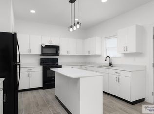 1801 Atrium Place Dr #30, Harlingen, TX 78550