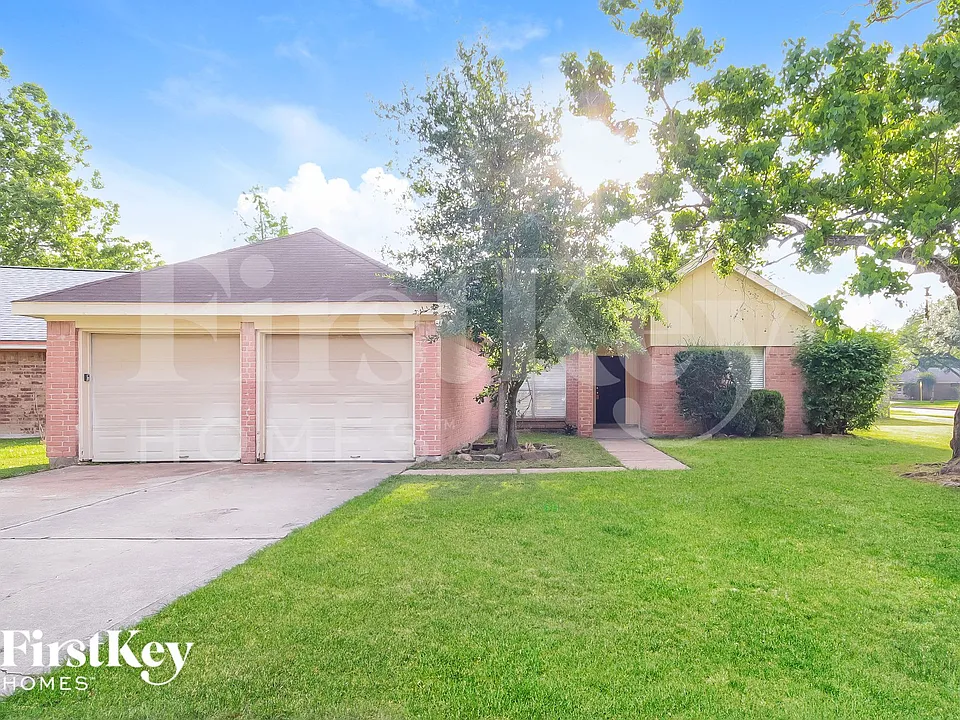 2710 Village Ct