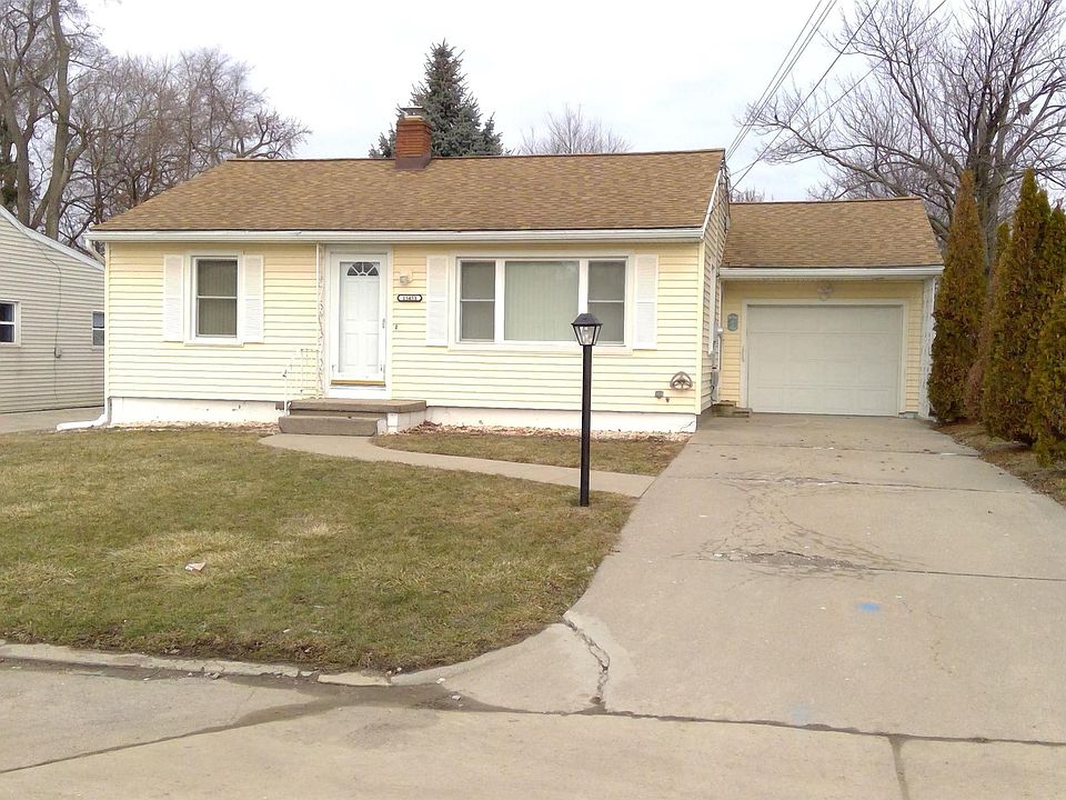 1st image of 15453 Parkwood Dr