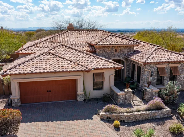 8213 E TETON Street, Mesa, AZ 85207