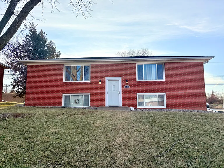 131 Wedgewood Dr #1 — Photo 7