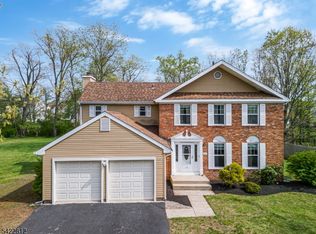 17 Denbigh Dr, Franklin Twp., NJ 08873