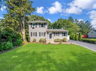 21 Whitman Ave, Port Jefferson Station, NY 11776
