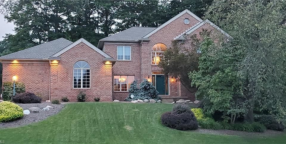 1st image of 2892 Ironwood Dr