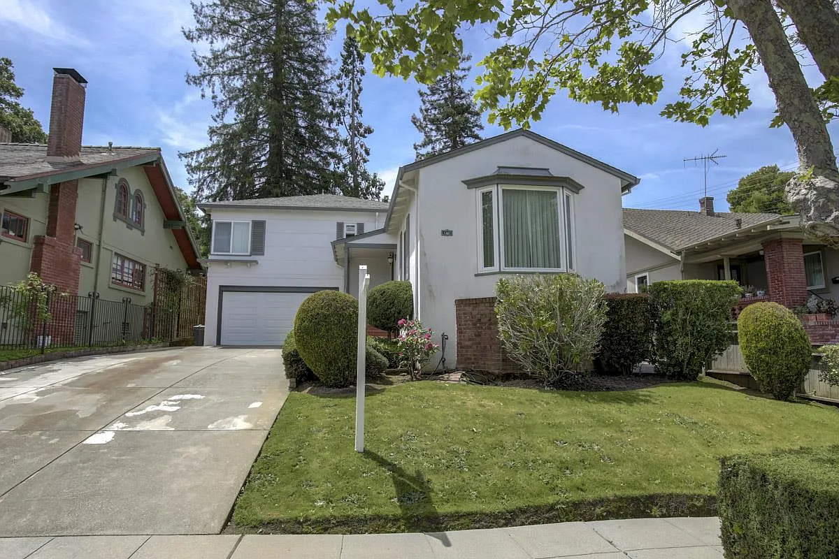 1327 Castillo Ave photo 1
