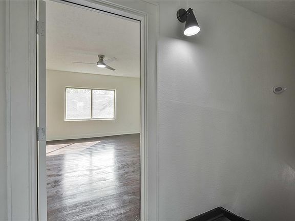 2nd image of 4203 Rusk St APT 4