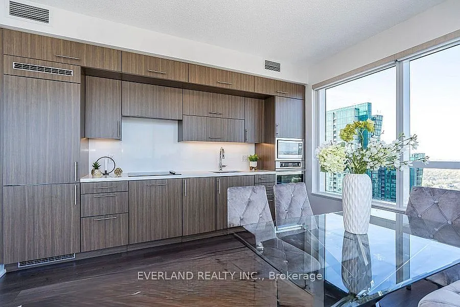 2 bed, $3,250 — Photo 4