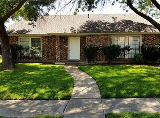 520 James Edwards Dr, Mesquite, TX