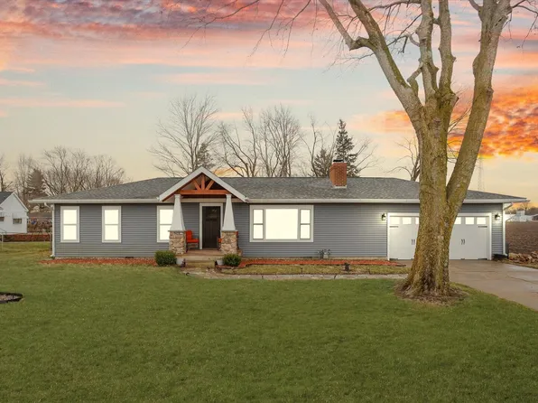 2225 County Road 1700 N, Saint Joseph, IL 61873