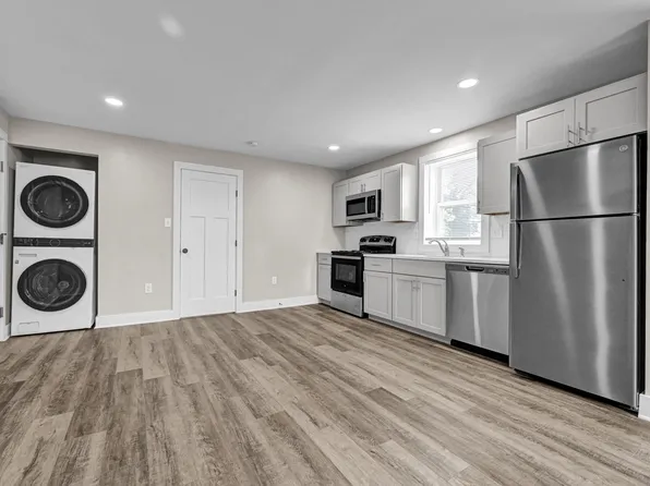 30 Mummasburg St APT 5, Gettysburg, PA 17325