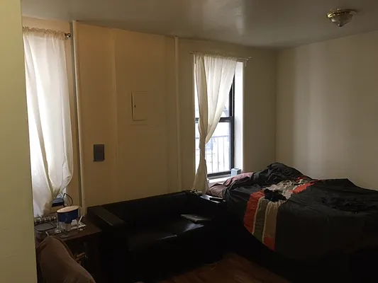 Rented by AJ Clarke | media 8