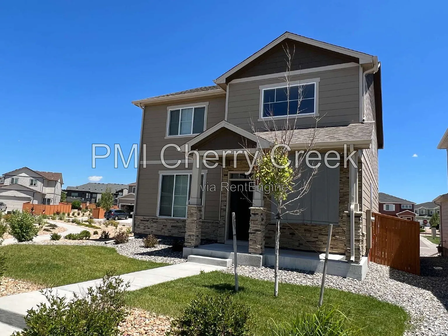 4 bed, 4.5 bath, 1882 sqft, $3,095 — Photo 4
