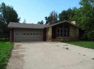 7 Souris Ct, Minot, ND 58701