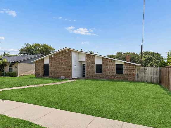 2nd image of 713 Kathryn Dr